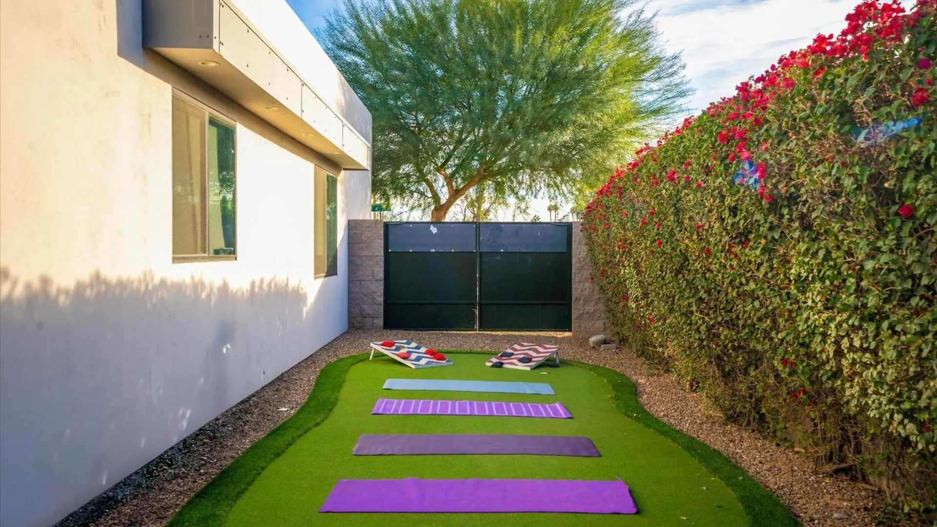 Desert Luxe Entertainers Delight!Walk To Oldtown Scottsdale