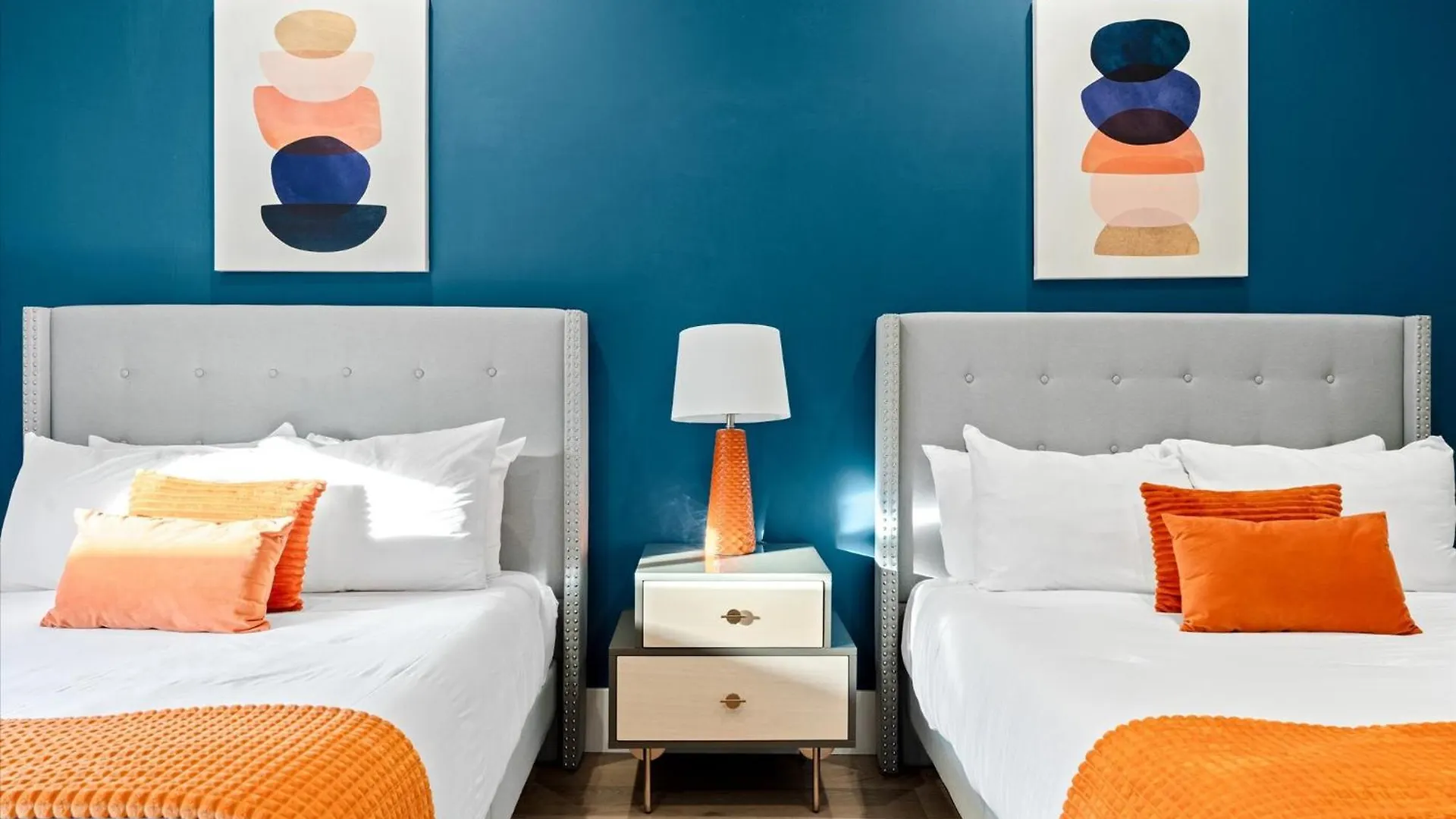 Desert Luxe Entertainers Delight!Walk To Oldtown Scottsdale 0*,  Stati Uniti